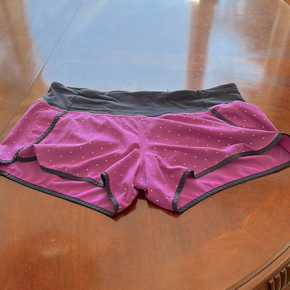 Lululemon violet with polkadot, shorts, size extra large